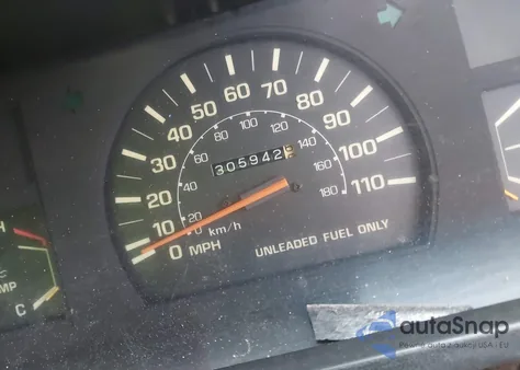 1986 Toyota Pickup 1/2 Ton Rn55 from USA, damaged, VIN JT4RN55R6G0189048